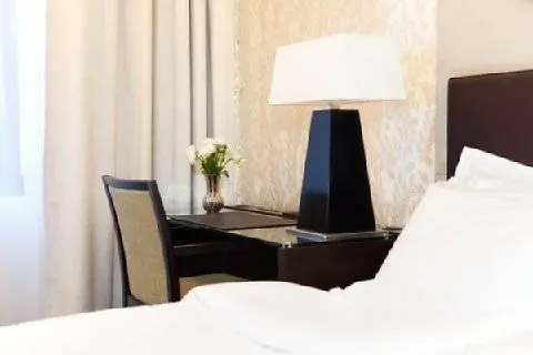 Elite Eden Park Hotel Stockholm 4*,