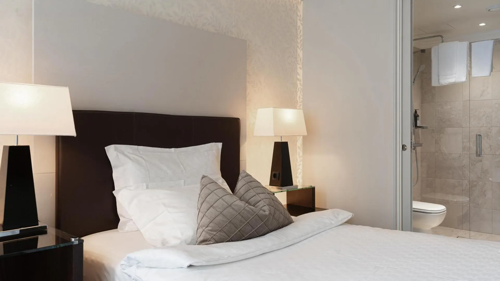 Elite Eden Park Hotel Stockholm 4*,